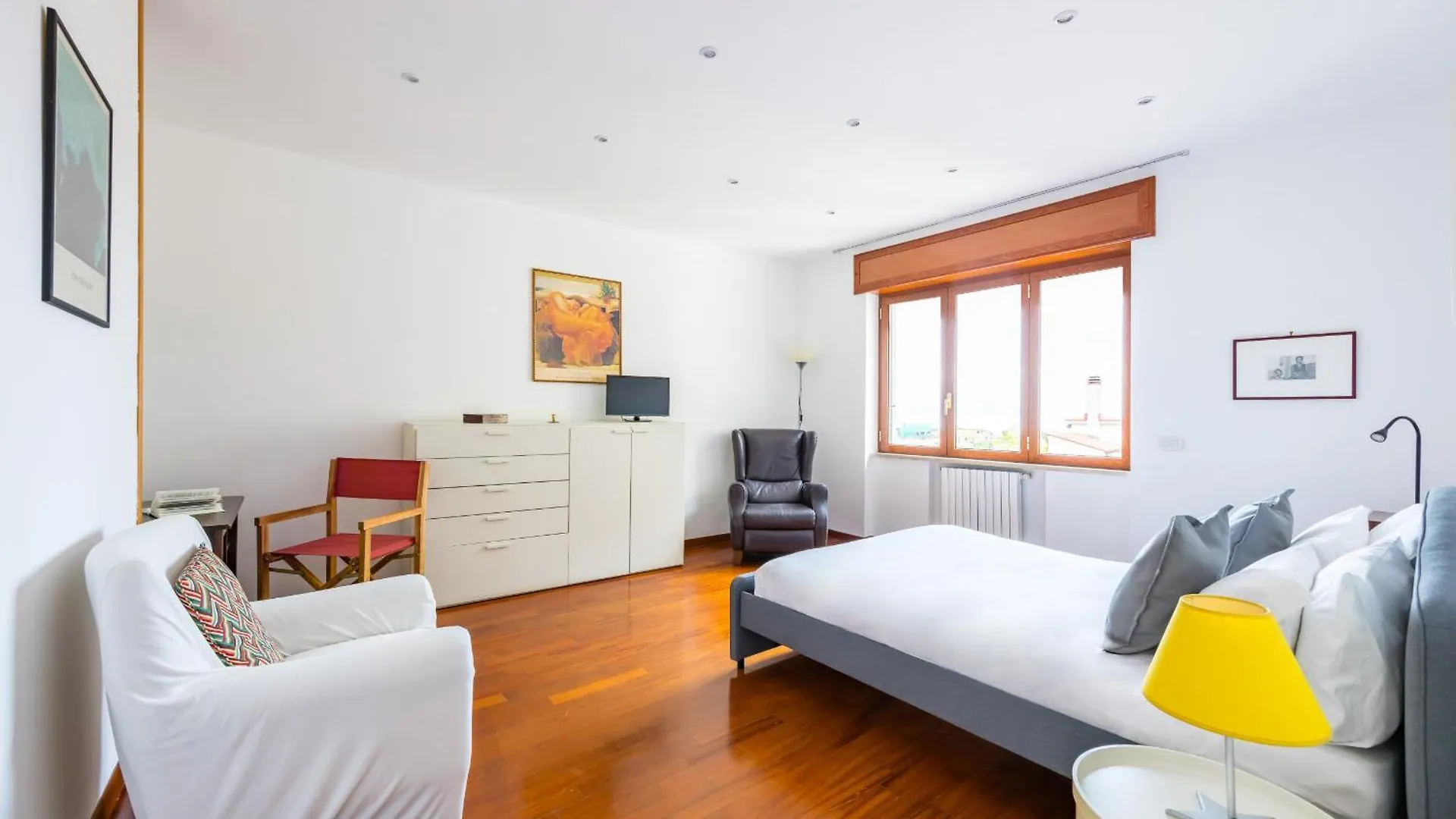Colonna Classic Style Apartment By Wonderful Italy Naples