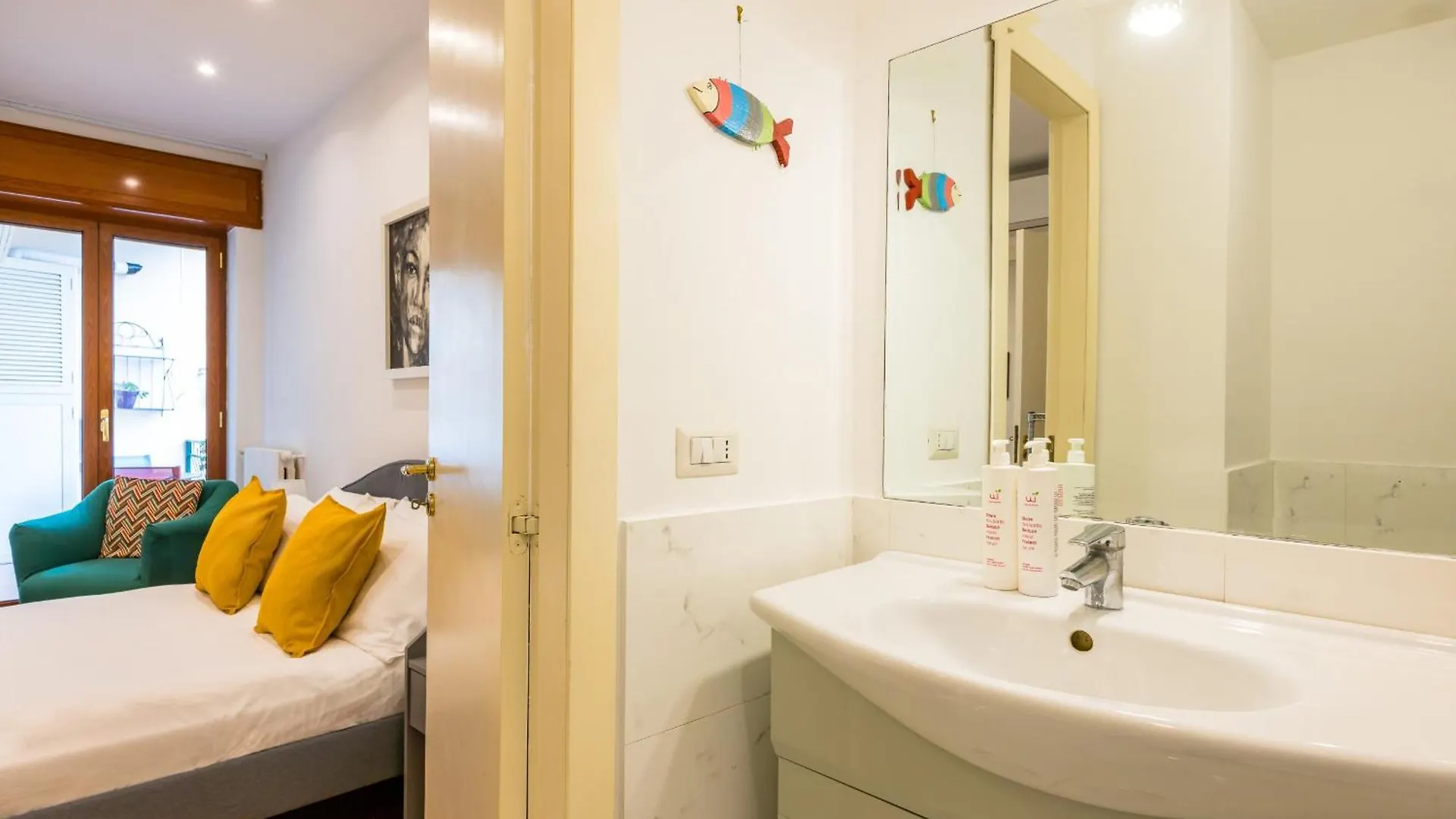 Colonna Classic Style Apartment By Wonderful Italy Napels