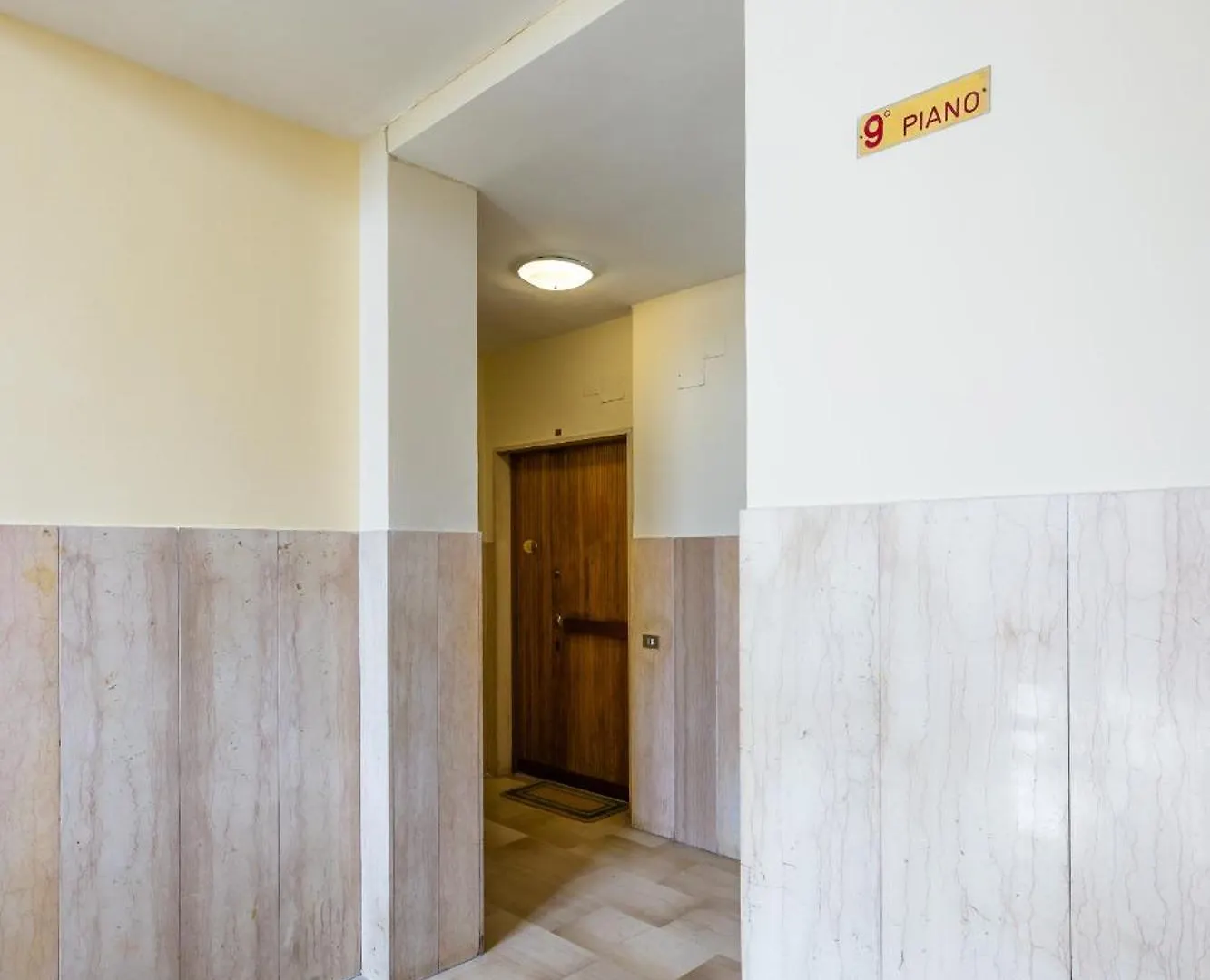 Colonna Classic Style Apartment By Wonderful Italy Naples Italy