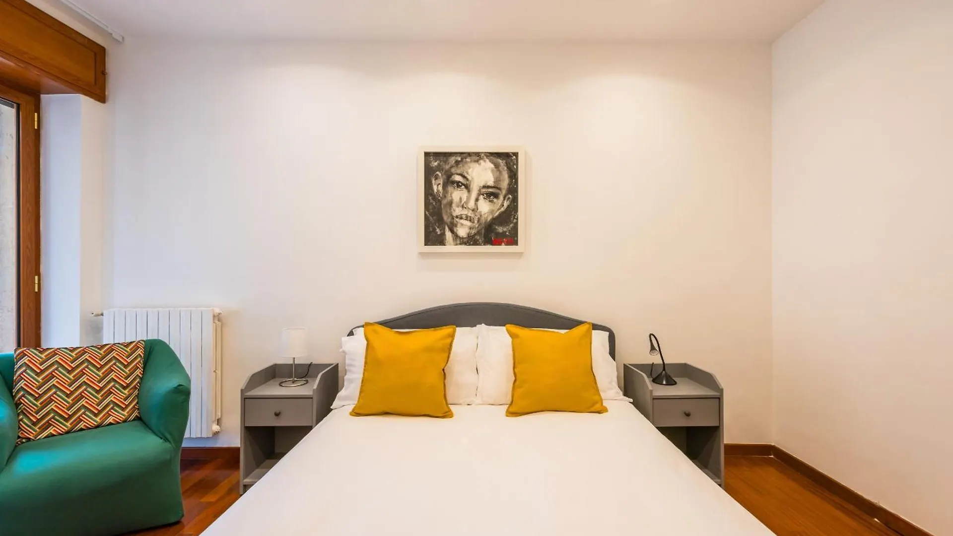 Colonna Classic Style Apartment By Wonderful Italy Naples