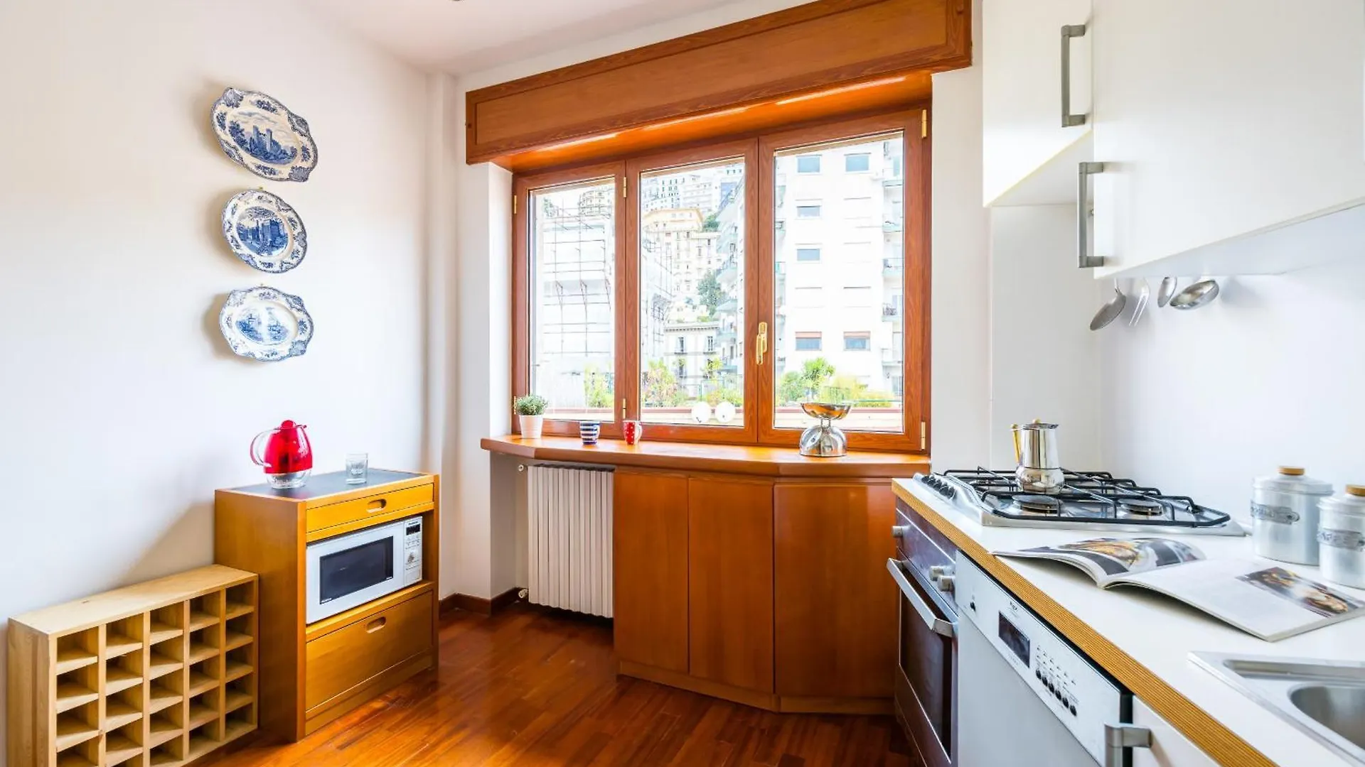 Colonna Classic Style Apartment By Wonderful Italy Naples